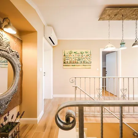 빌라 Kontrada 자다르